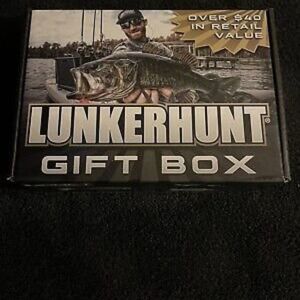 Lunkerhunt 7 Piece Fishing Lure Gift Box $40 value men